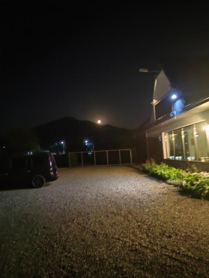 Отель Casa Boila Birsana Экстерьер фото